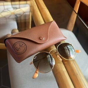 Ray-Ban 3447 Round Metal - Small scratches